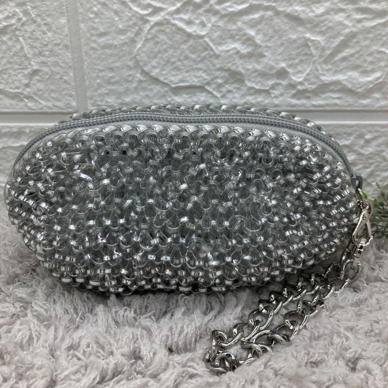 一点物　アンテプリマ　チェーン ワイヤー クラッチバッグ ポーチ　シルバー 新品未使用❣️ 定価58.300円❣️ANTEPRIMA❣️ アンテプリマ