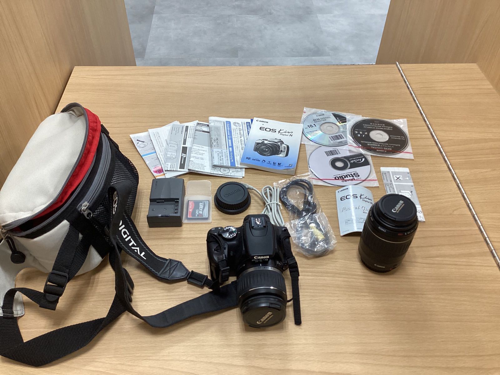 Canon EOS kiss Digital N レンズキットブラック(中古品) | Canon EOS