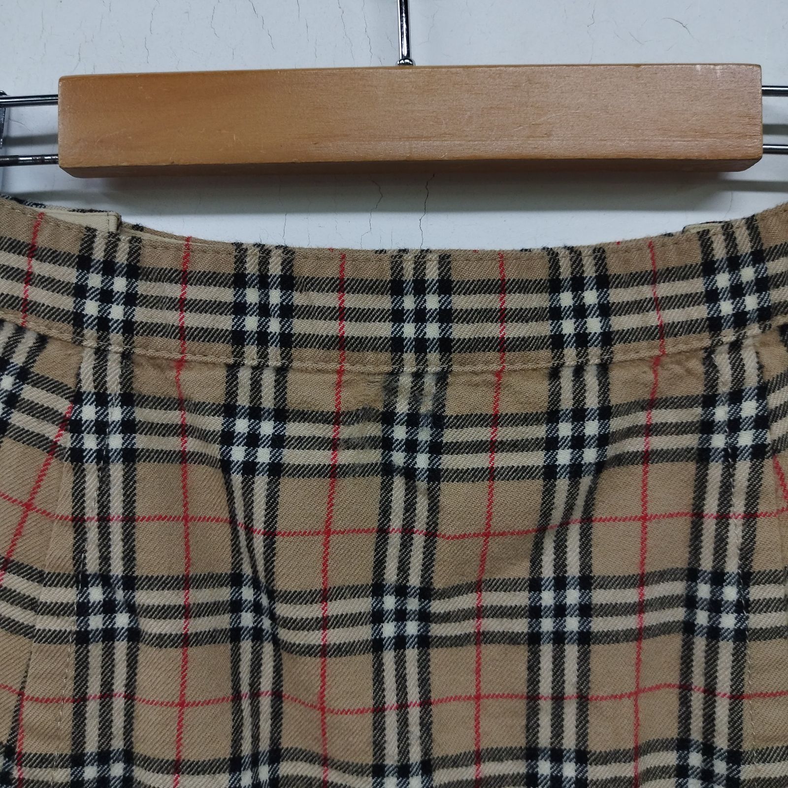 れん バーバリーロンドン 三陽商会 ノバチェック スカートウールサイズ42 BURBERRY バーバリーロンドン ノバチェック フレアスカート