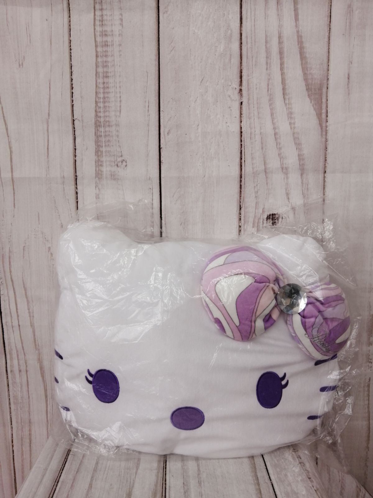 新品タグ付き商品 HELLO KITTY × Radyコラボレーション