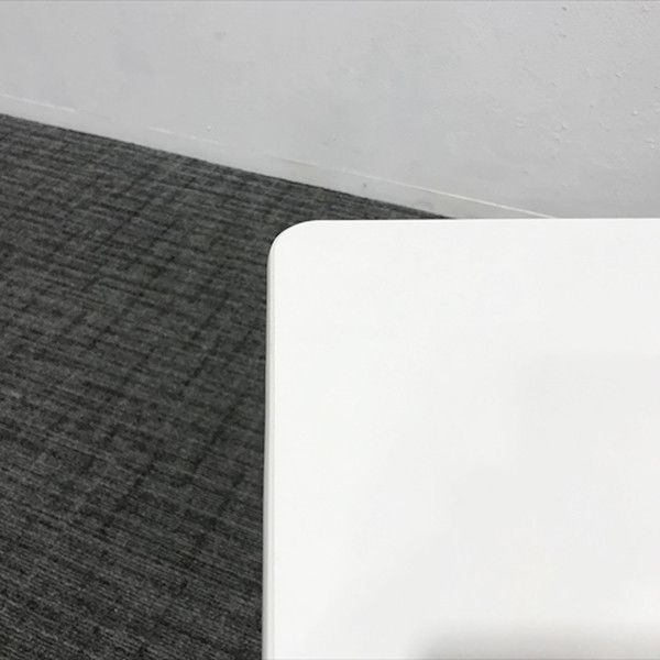 フラップ式会議テーブル