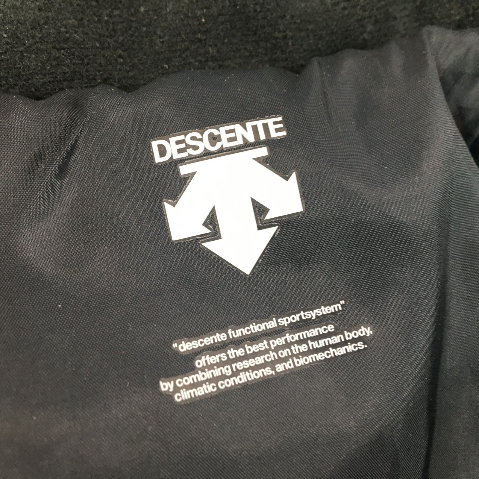 DESCENTE デサント ダウンジャケット 0 ブラック 黒 DMMOJC41 25e菊ST 