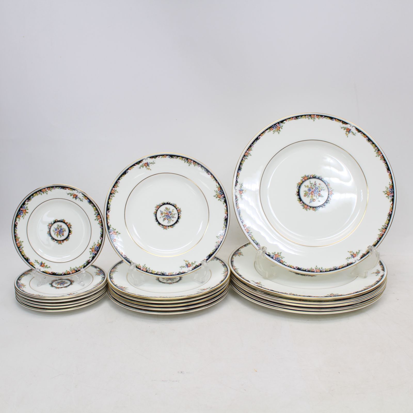 721)WEDGWOOD ウェッジウッド OSBORNE オズボーン 6客分 豪華 食器