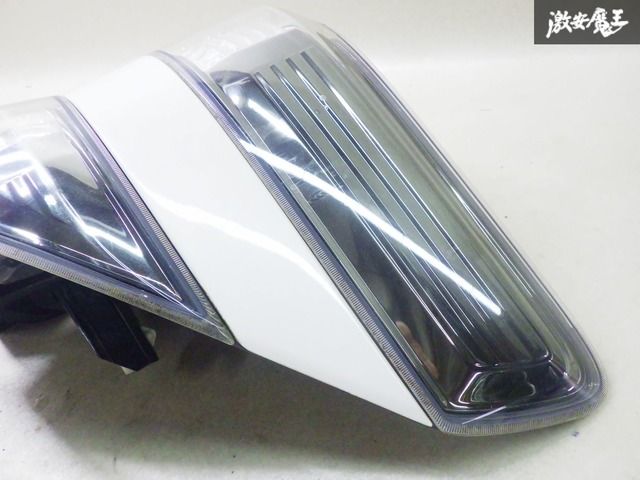 LED点灯OK！ トヨタ 純正 ANH20W 20系 ヴェルファイア テール
