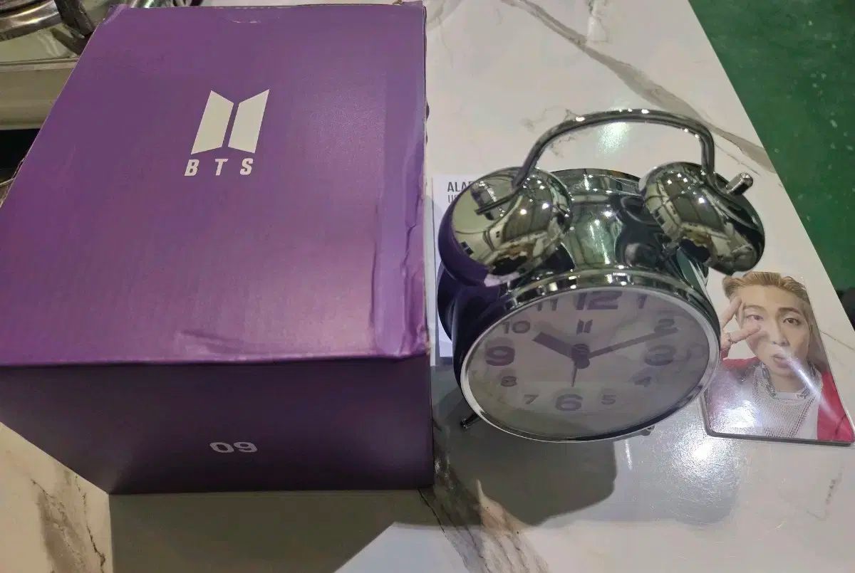 新品 BTS MERCH BOX #9 目覚まし時計 トレカ7枚 BTS #9 BOX MARCH 