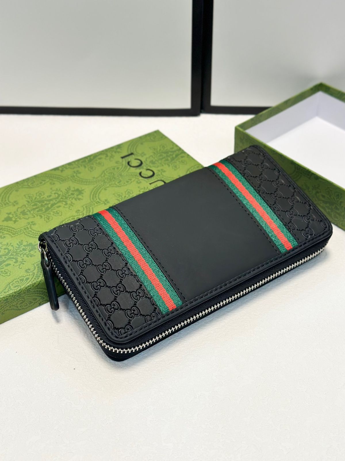 今日 GUCCI