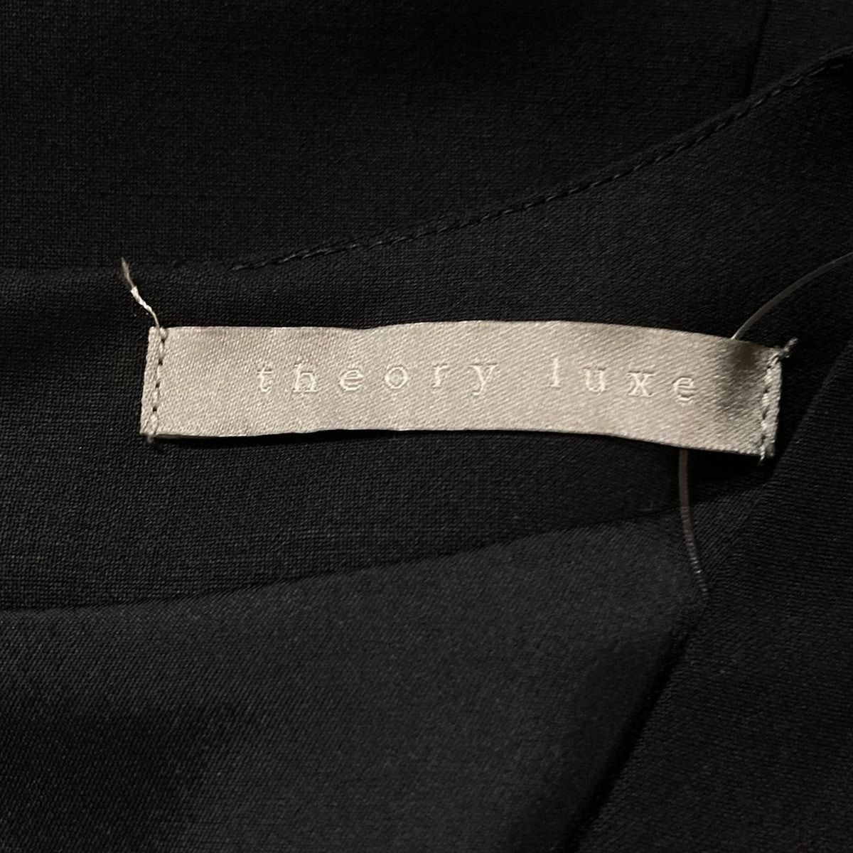 Theory Luxe　フレンチスリーブワンピース　ネイビー　サイズ38 日本製 theory luxe(セオリーリュクス) ワンピース サイズ38 M