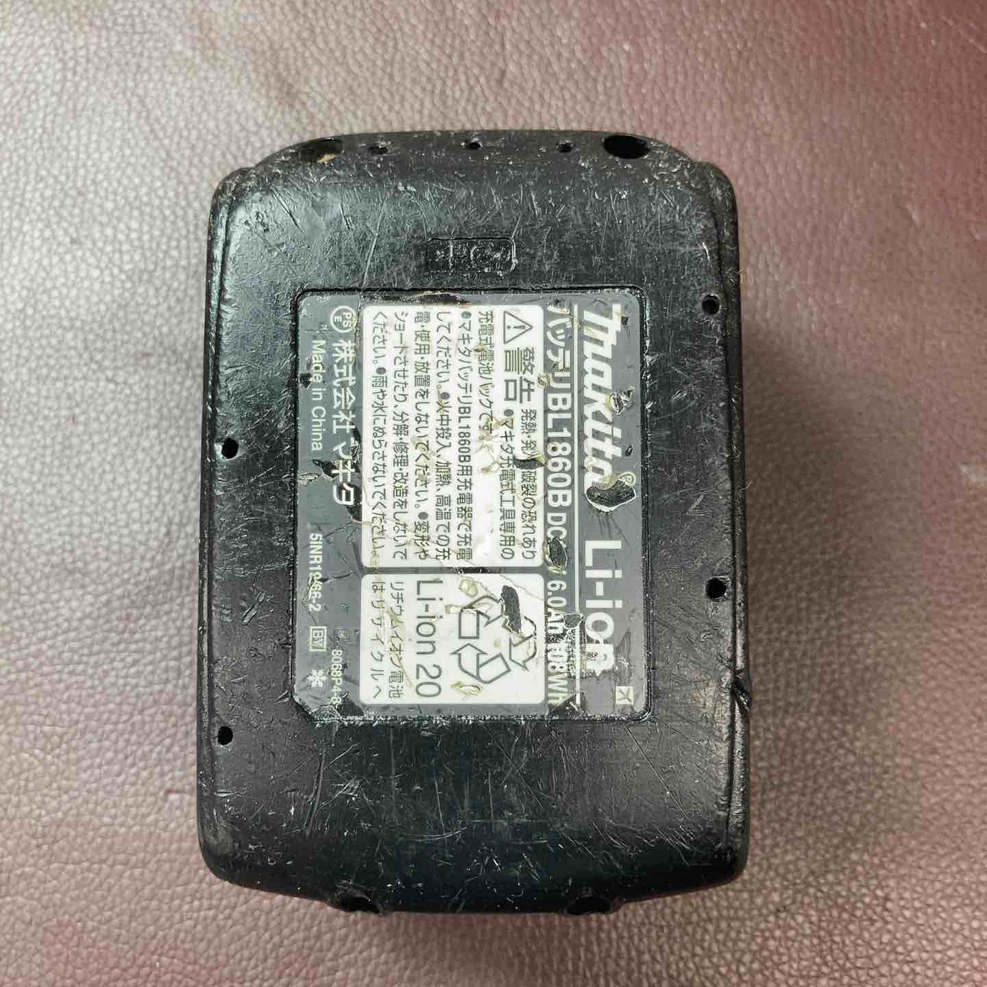 品 マキタ makita コードレス真空ポンプ VP180DZ 18V TA141DM付属 東大和店