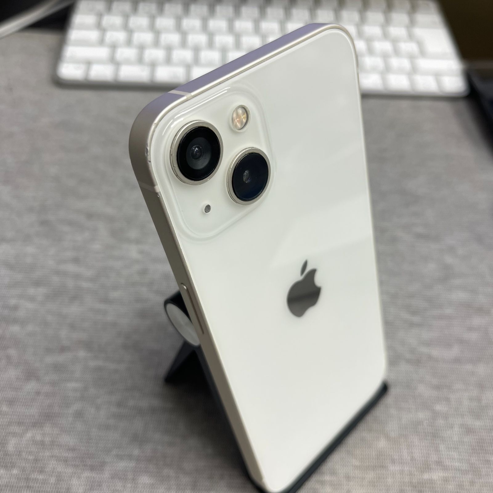 中古 iPhone 13 256GB スターライト SIM フリー - メルカリ