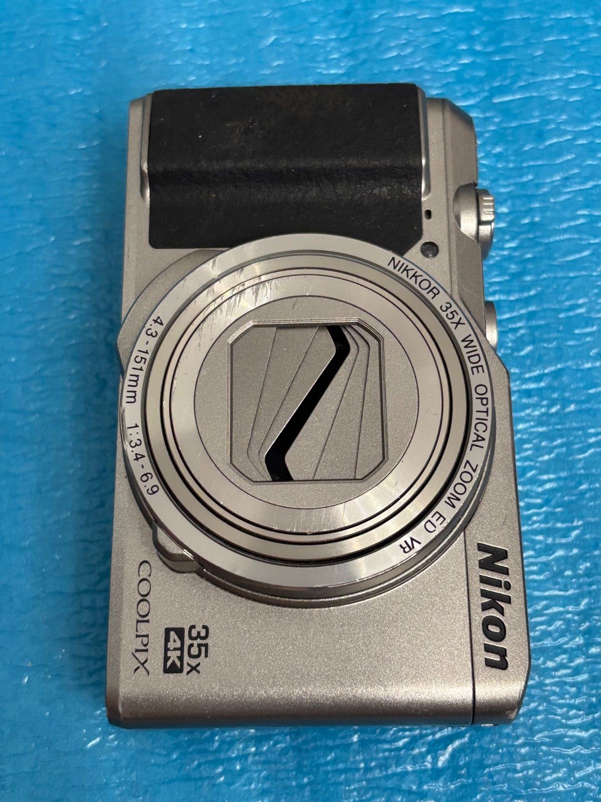 COOLPIX