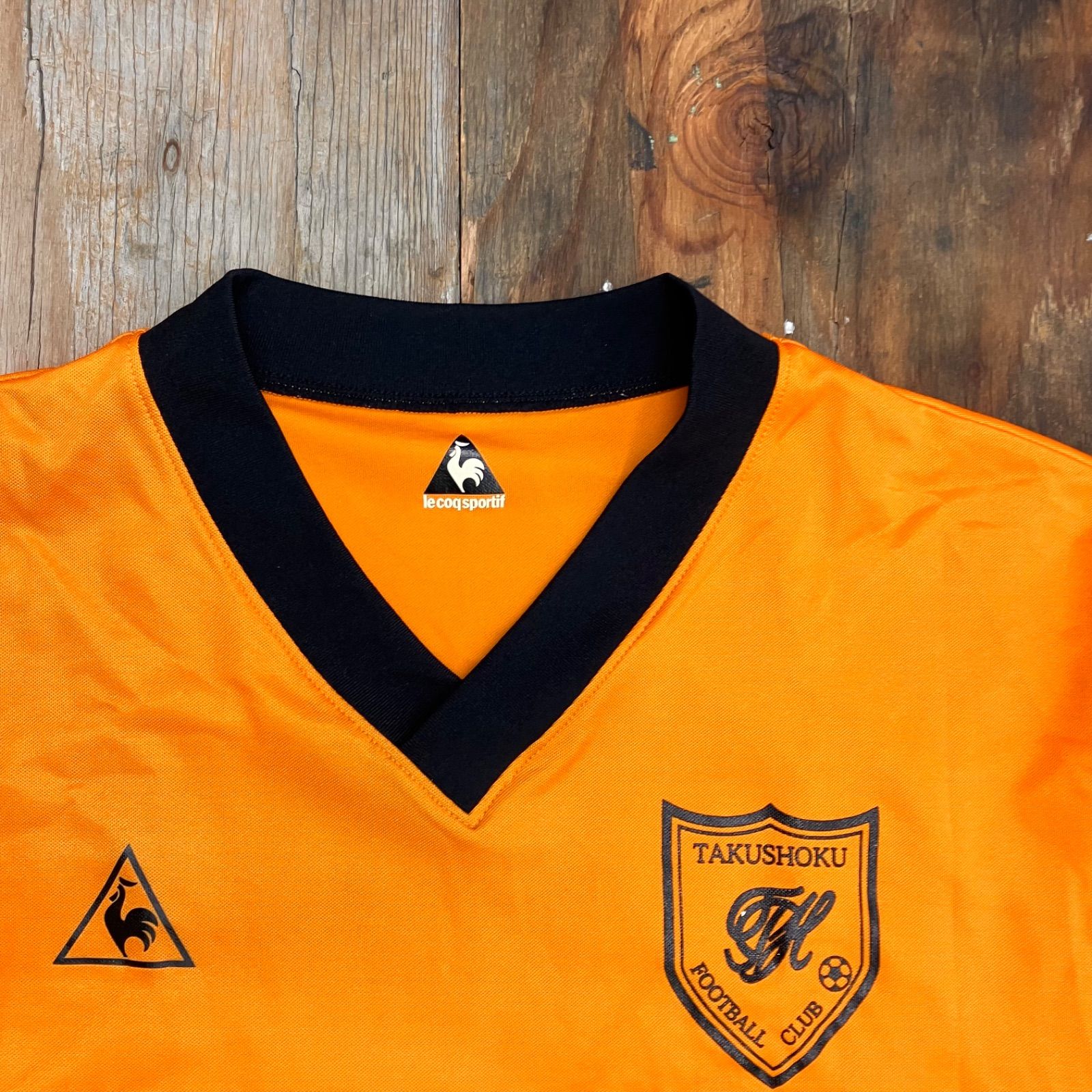 le coq sportif ルコックスポルティフ ゲームシャツ Vネック オレンジ