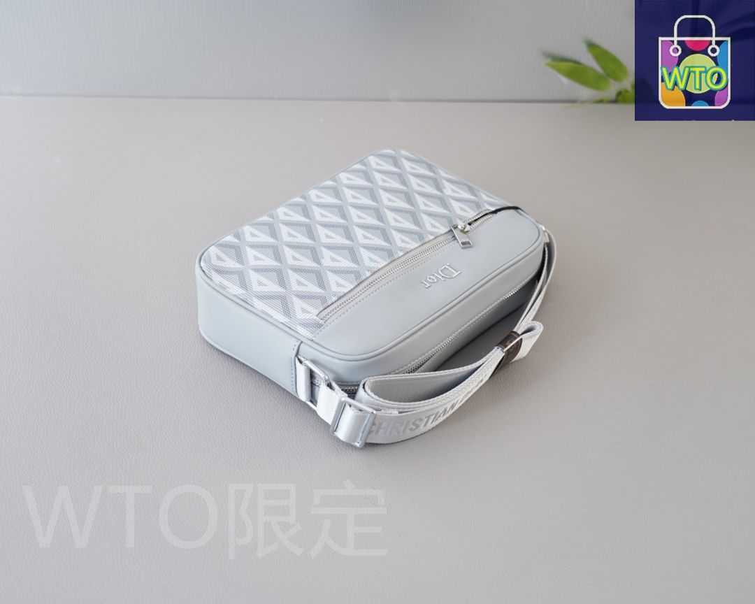 ショルダーバッグ