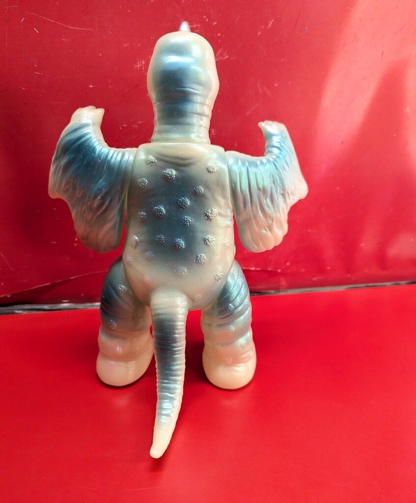 M1号 世紀の大怪獣 ブルマァク復刻 ペギラ蓄光 TSUBURAYA