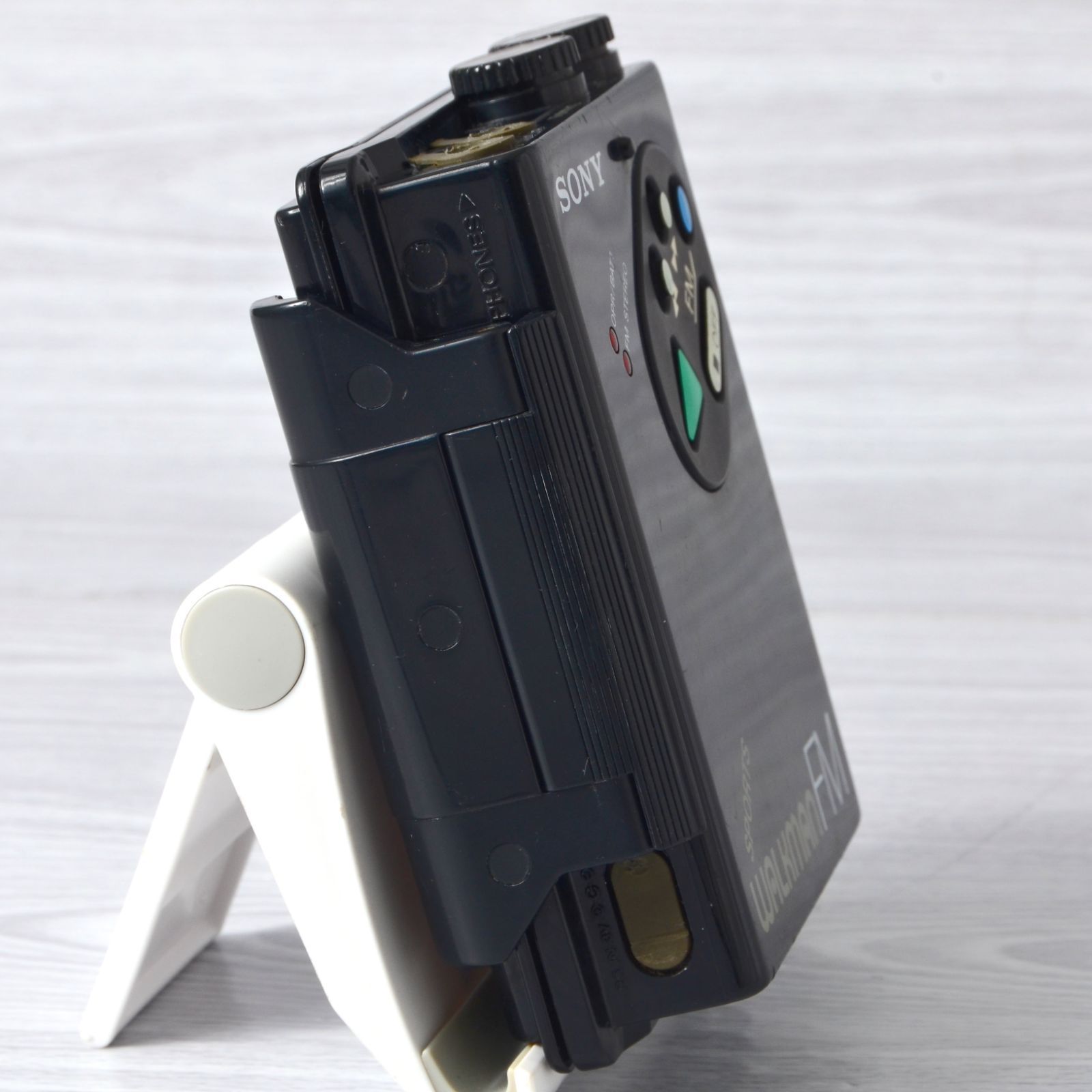 SONY WALKMAN WM-F5 スポーツウォークマン 整備済 TY283 SONY WALKMAN WM-F5 スポーツウォークマン ブラック 整備済