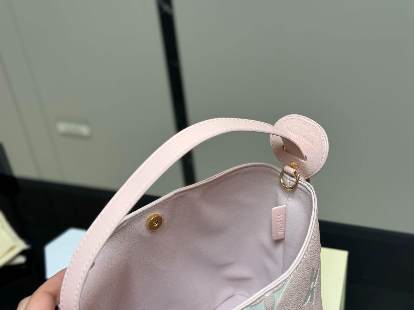 バケットバッグ