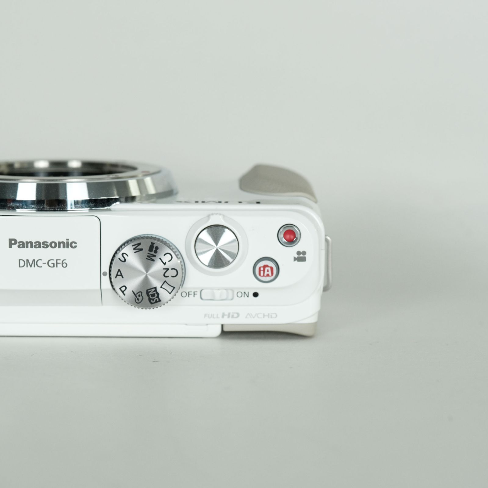 美品｜シャッター数1,130回] Panasonic LUMIX DMC-GF6-W ボディ