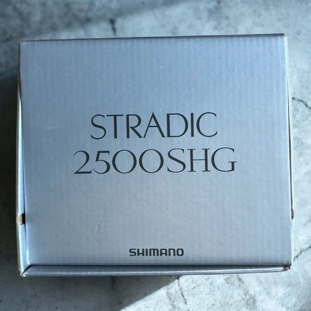 新品・未開封】シマノ(SHIMANO) スピニングリール 23 ストラディック 