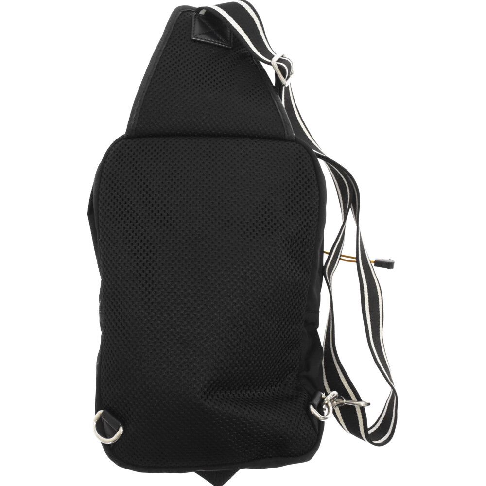 GIVENCHY (ジバンシィ) UT3 ロゴ ナイロン ショルダー ボディ バッグ  