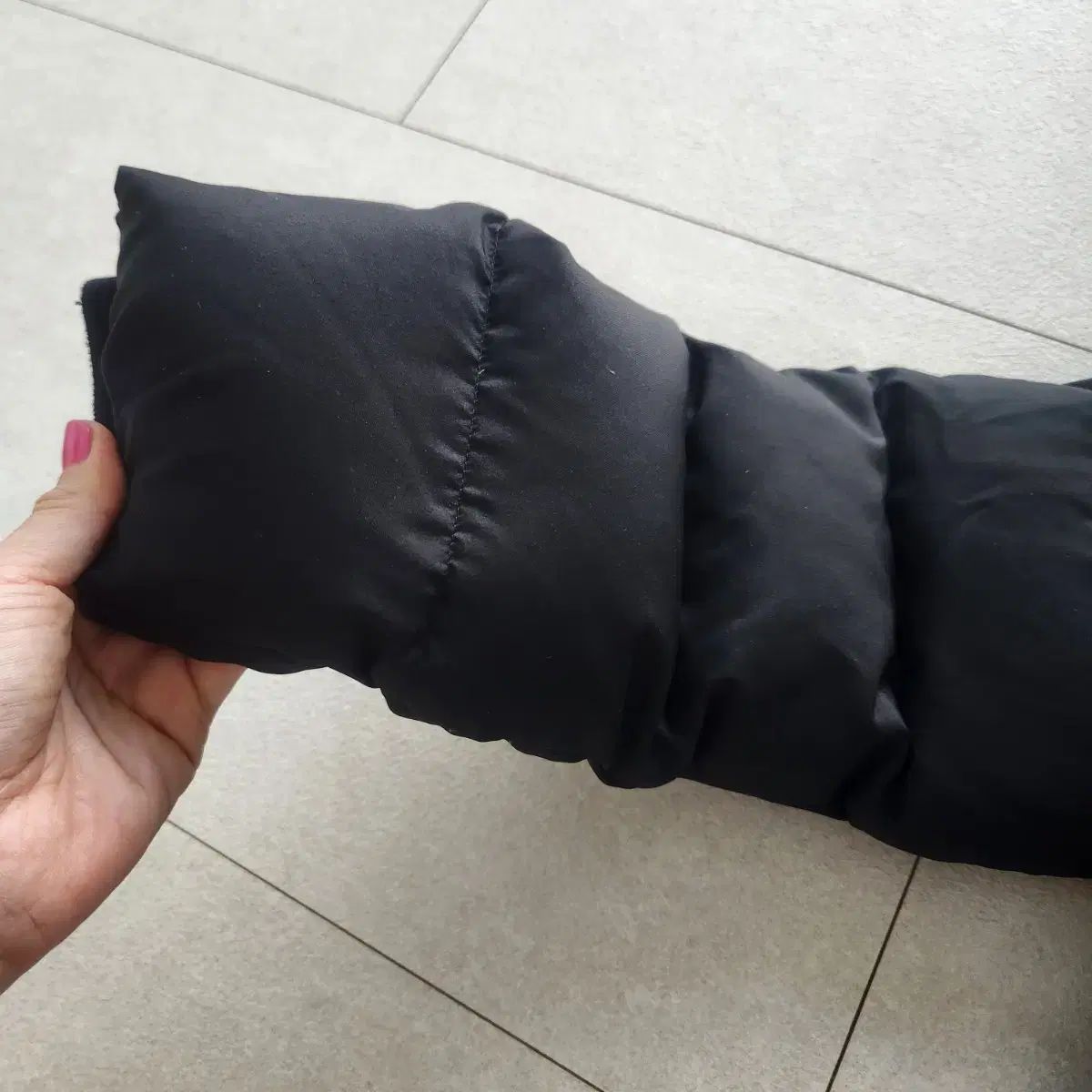 NATIONALGEOCRAPHIC National Geographic ナショナルジオグラフィック キッズ 黒 ダウンジャケット ロング丈 130 ワンシーズン着用