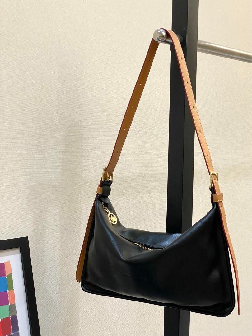 Longchamp ロンシャン HOBO ショルダーバッグ ブラック
