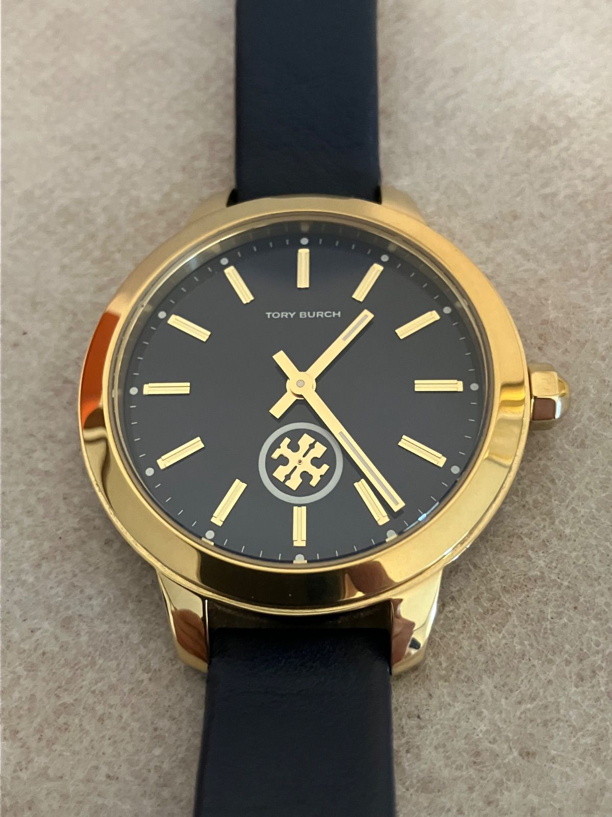 稼働 TORY BURCH トリーバーチ ネイビー 文字盤 ゴールド クォーツ式 腕時計 BOX付き