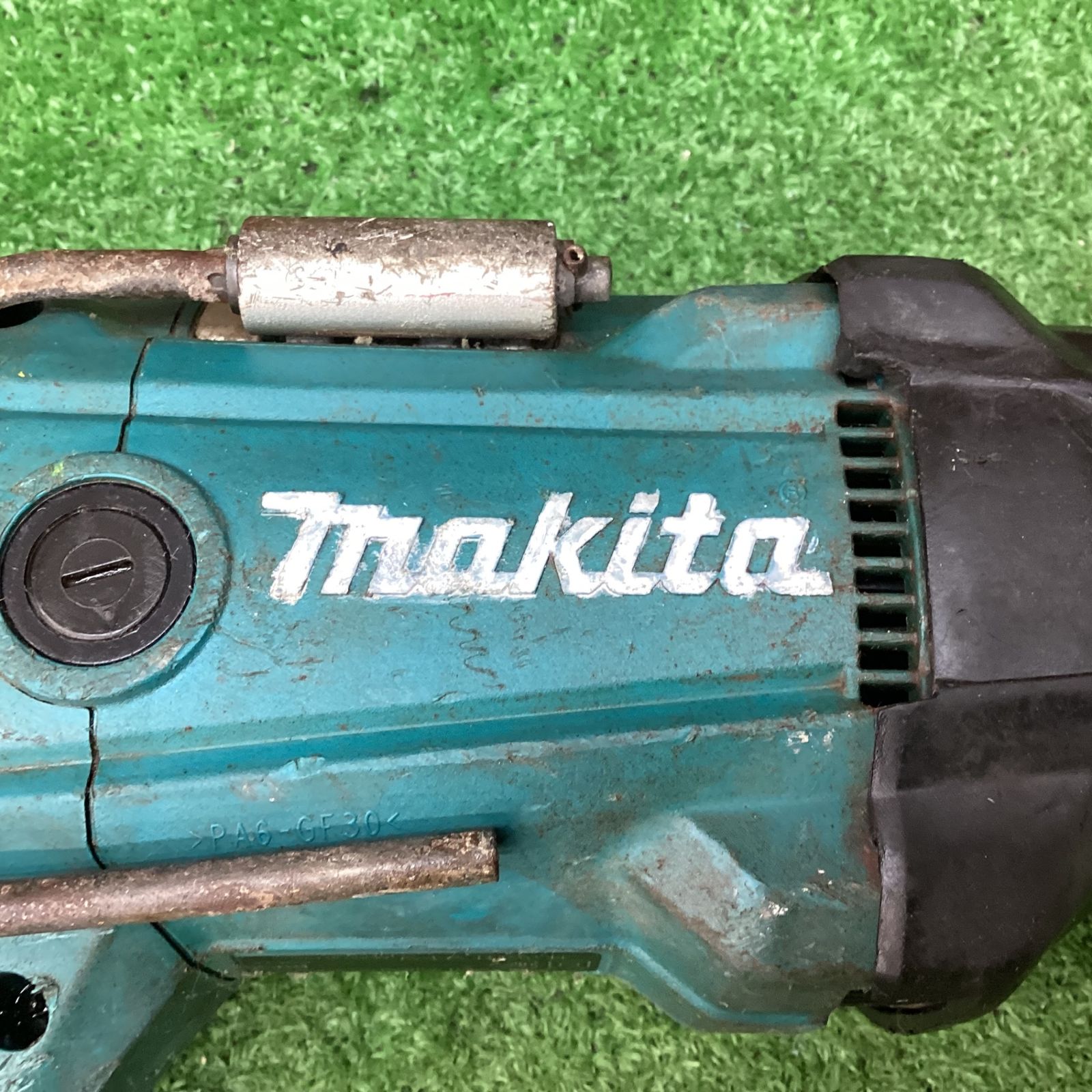 マキタ(makita) レシプロソー JR3051T ストローク数(min-1)[回/分] 0～3,000 動作確認済み【川越店】 - メンテナンス