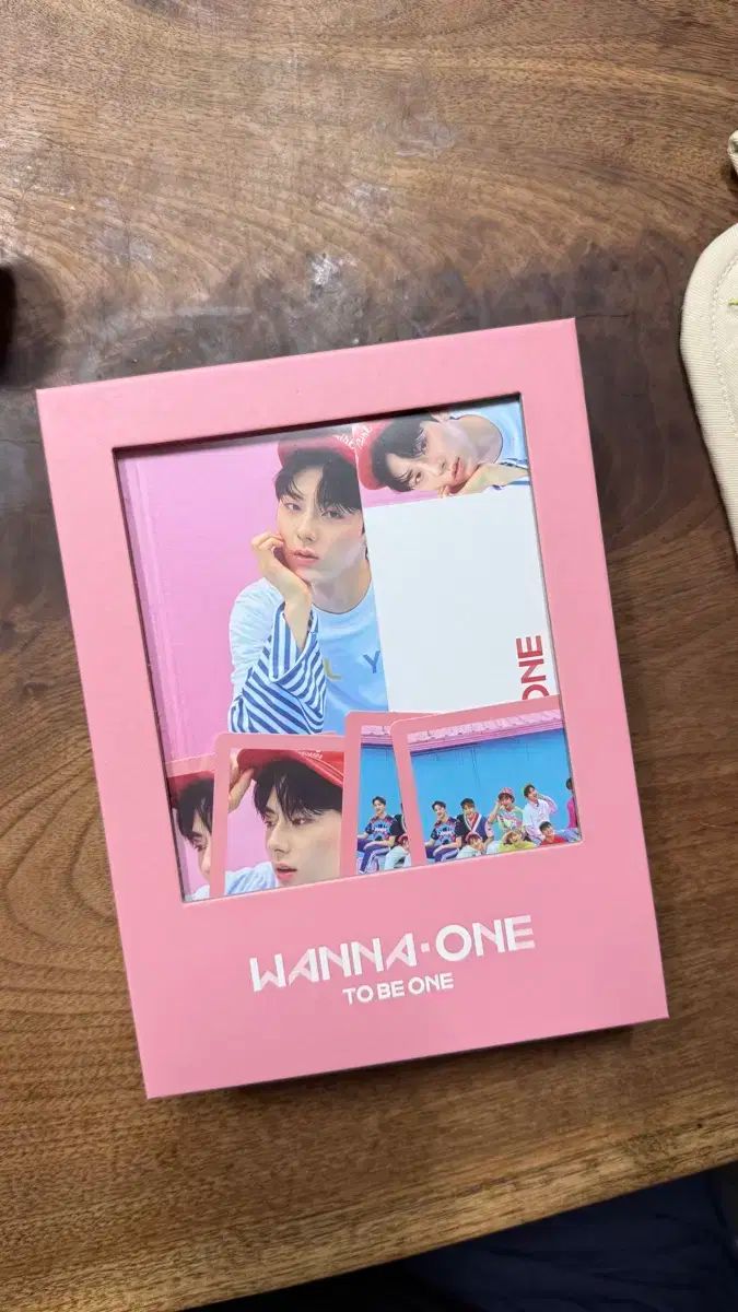 wanna oneアルバムセット売り Amazon.co.jp: WANNA ONE 1stミニアルバム (ランダムバージョン