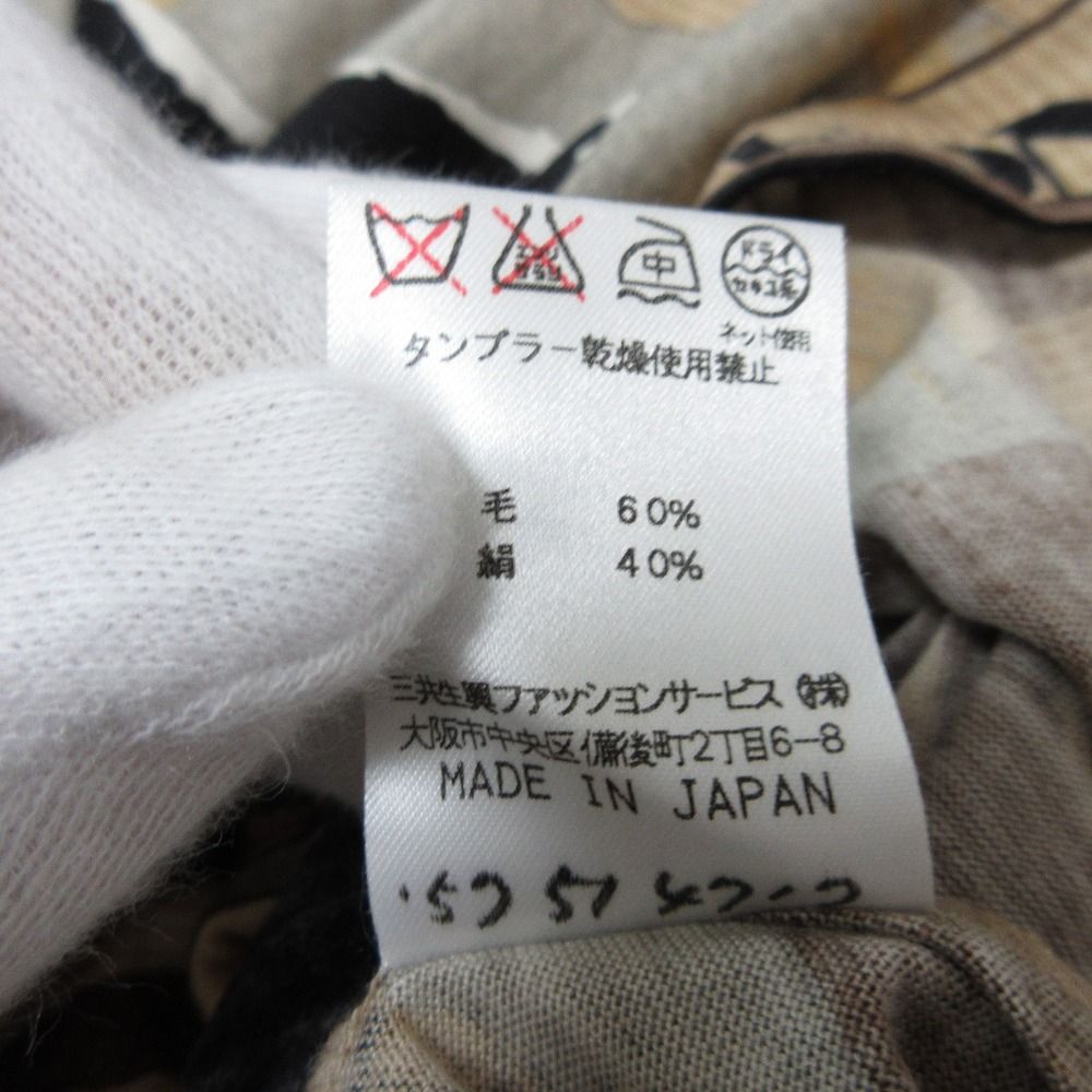 美品 LEONARD レオナール ロゴプリント ウール シルクブレンド ハイネック 長袖 カットソー L ブラック×ベージュ レディース 古着 中古 美品 LEONARD レオナール ロゴプリント ウール シルクブレンド