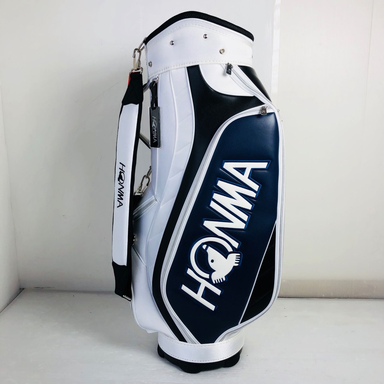 HONMA ゴルフバッグ 9インチ ホワイト/ブラック　新品　未開封 HONMA ゴルフバッグ 9インチ ホワイト/ブラック 新品 未開封