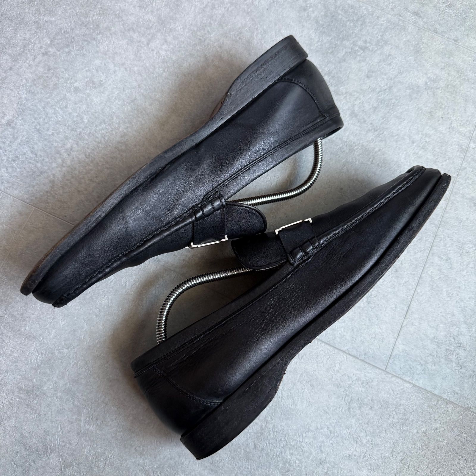 Hermes コンスタンス Hロゴ レザー ローファー ブラック×シルバー