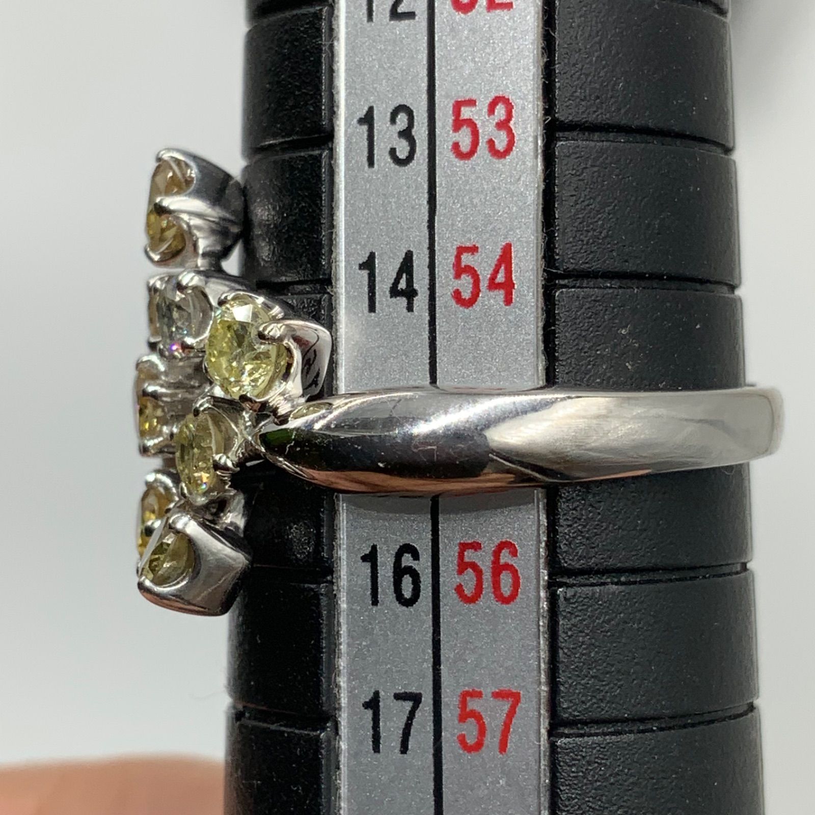 K18WG カラー ダイヤモンド 指輪 5.8g 約15号 - メルカリ