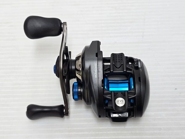 中古品】 シマノ SHIMANO ベイトリール 20 SLX DC 70 右ハンドル 〇YR