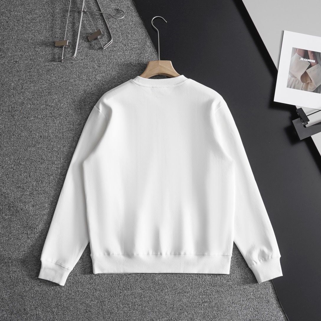 新モデルのフェンディ（FENDI） 立体刺繍のダブル F