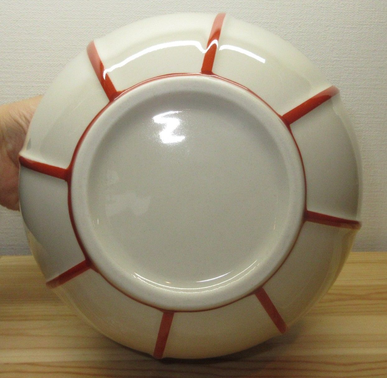 送料込【逢絢亭・新品】茶道具 水指 京焼 雪洞水指 真塗の塗蓋 楽山作 共箱入り 逢絢亭・新品】茶道具 水指 京焼 雪洞水指 真塗の塗蓋 楽山作 共