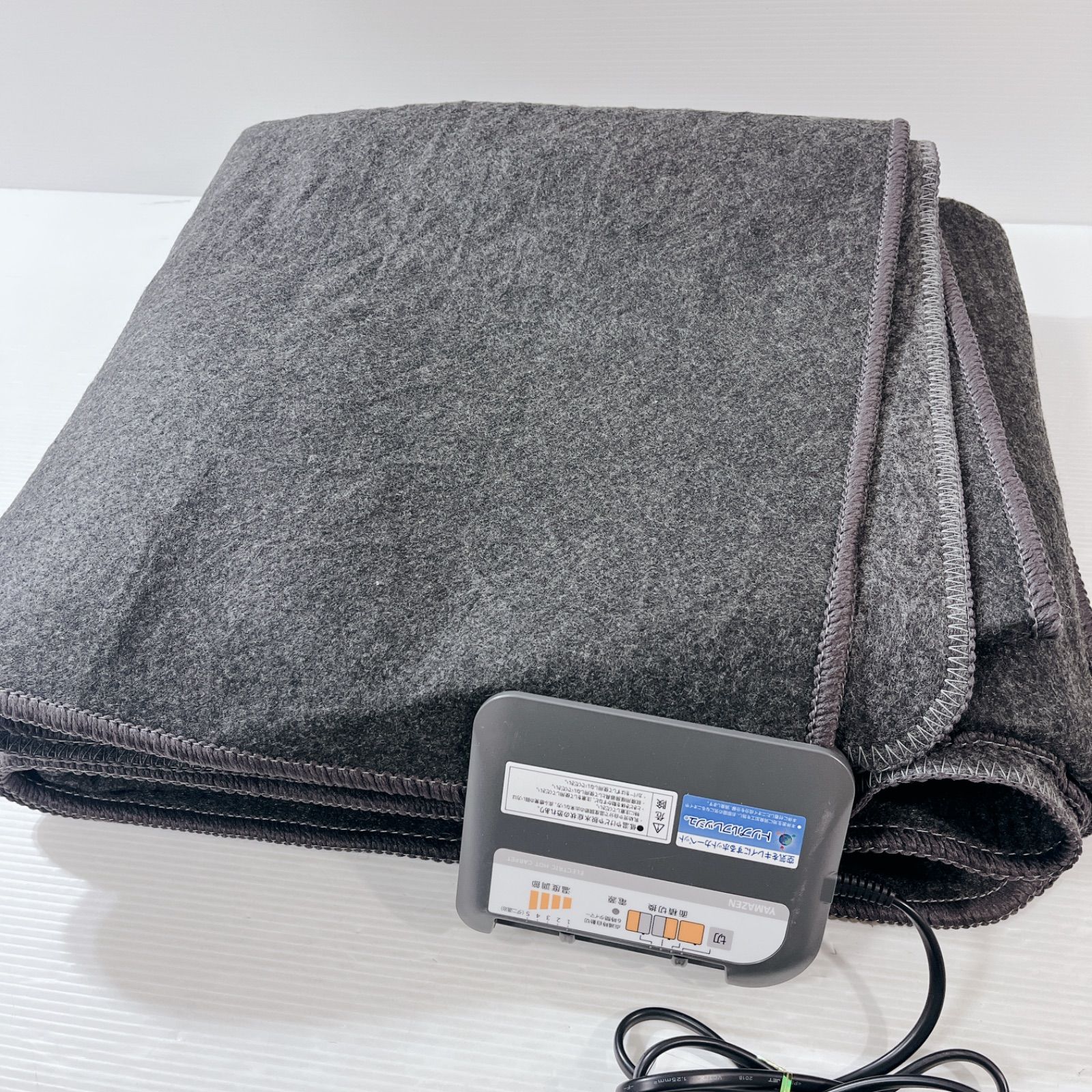 YAMAZEN ホットカーペット 235x195cm Amazon | [山善] フローリング調 ホットカーペット 電気
