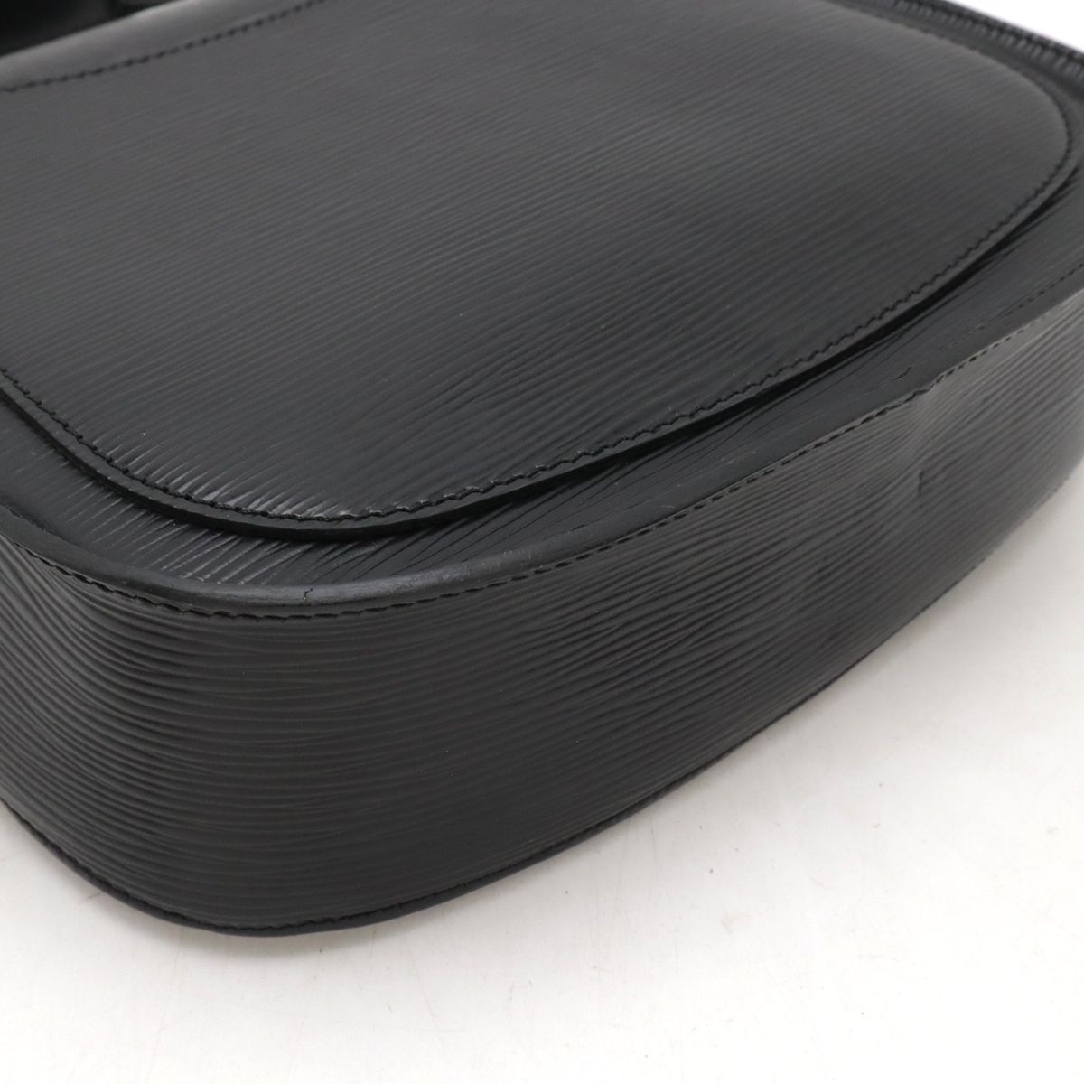 LOUIS VUITTON ルイ ヴィトン エピ サンクルー ショルダーバッグ