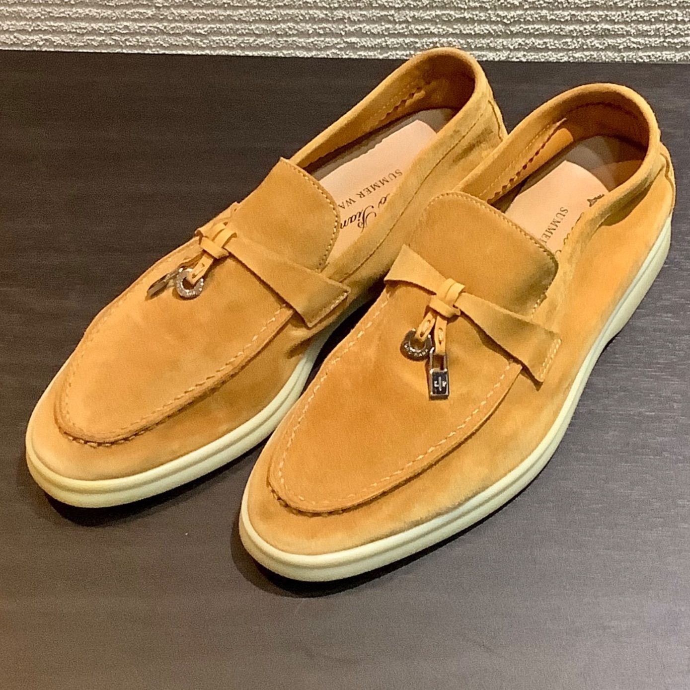 ロロピアーナ Loro Piana SUMMER WALK サマーウォークチャーム付