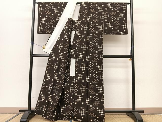 平和屋着物▽国指定重要無形文化財 本場久米島紬 手織 単衣 琉球