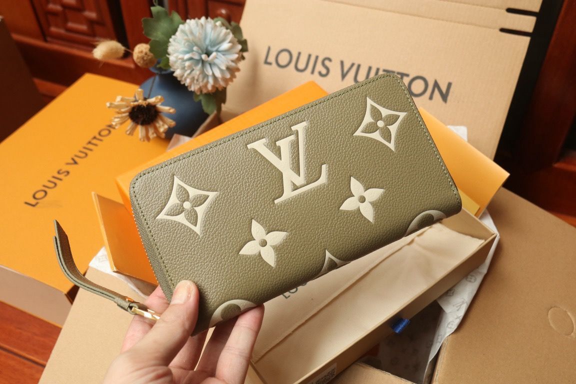 【美品】ルイヴィトン長財布LOUIS VUITTON