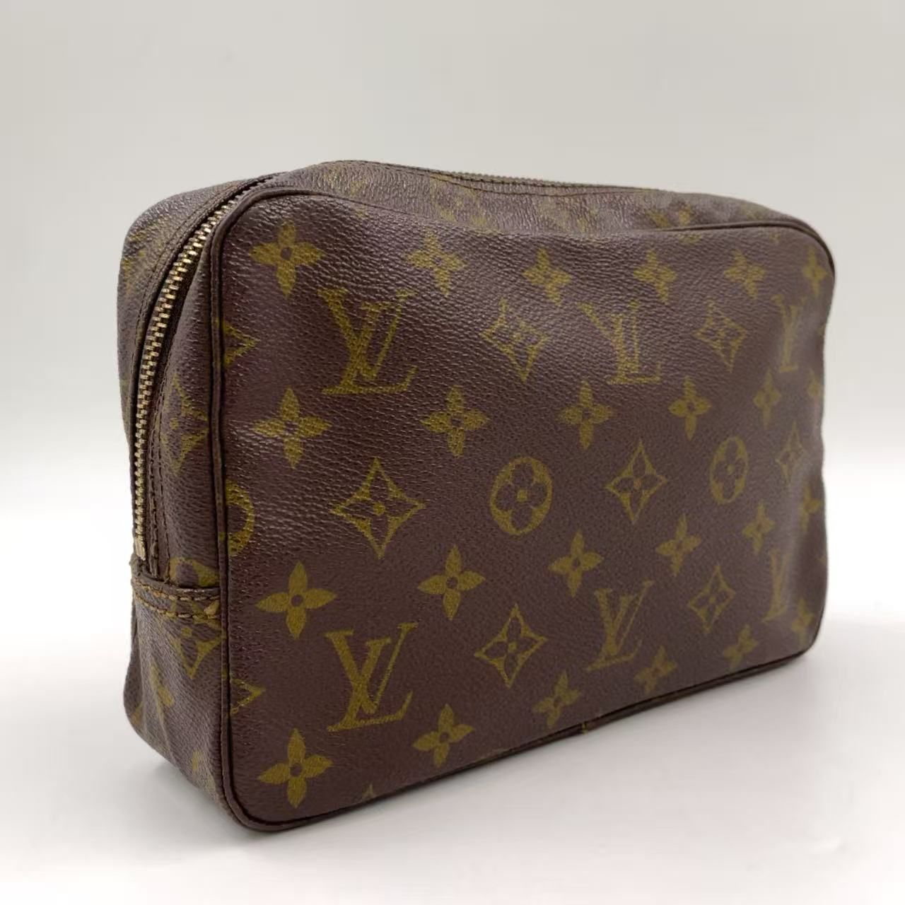 LOUIS VUITTON トゥルース トワレット23 シリアル番号不明 モノグラム モノグラム PVC ブラウン コスメポーチ ゴールド M47524