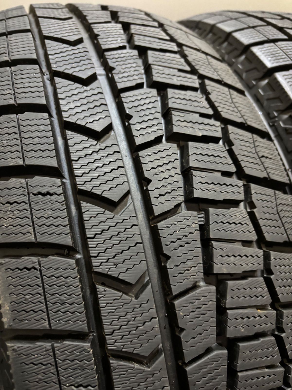 215 65R16 DUNLOP WINTER MAXX WM02 19年製 スタッドレス 4本 ダンロップ ウィンターマックス アルファード ヴェルファイア 南6-K146 FFCRYSTALESIA_COM