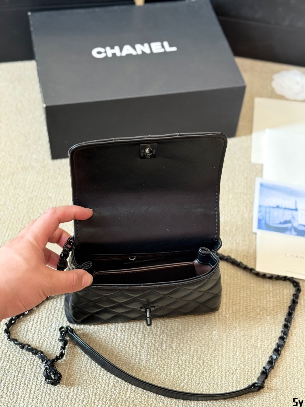 CHANEL(シャネル) ココハンドル14．5キャビアスキン2WAY