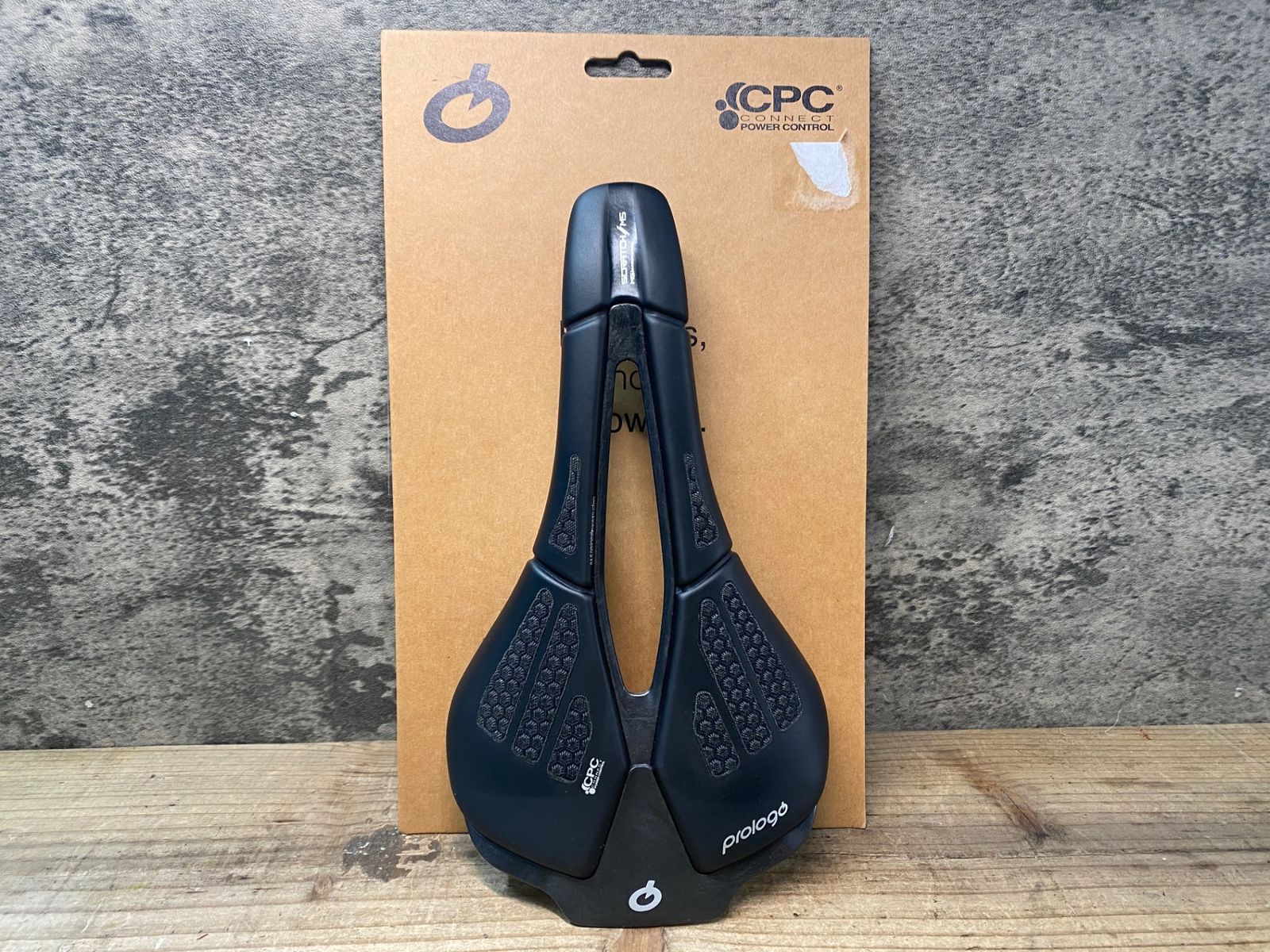 JJ599 プロロゴ prologo SCRATCH M5 PAS NACK サドル 140mm 黒 カーボンレール ♥品