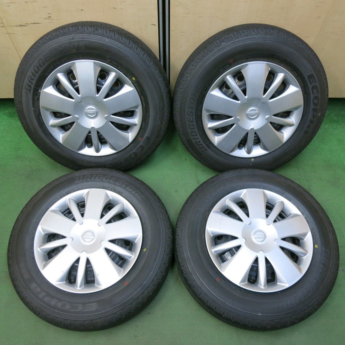 日産 NV200 14インチ スチールホイール 新車外し 美品