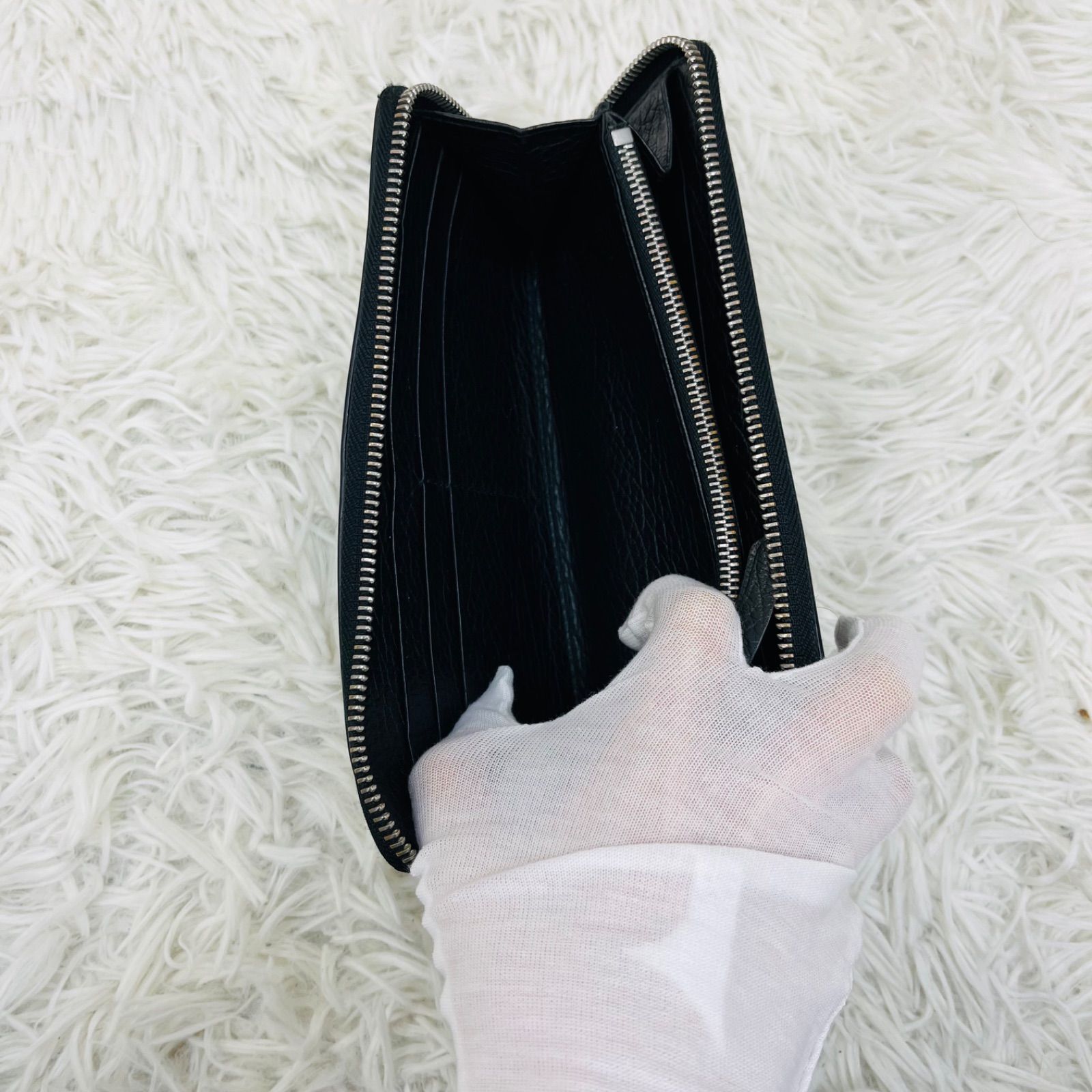 4スティッチロゴ ロングウォレット