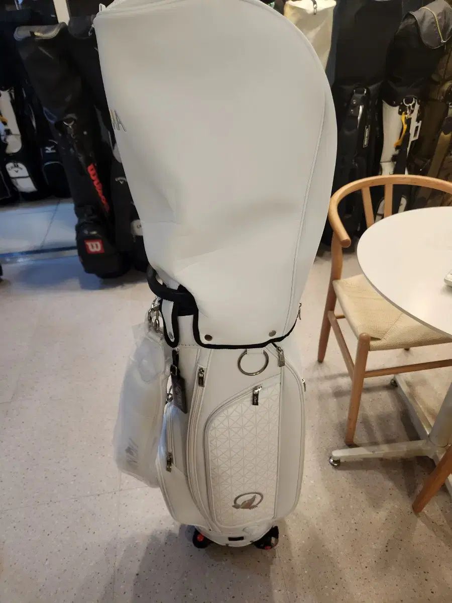 ホンマホイールゴルフバッグ