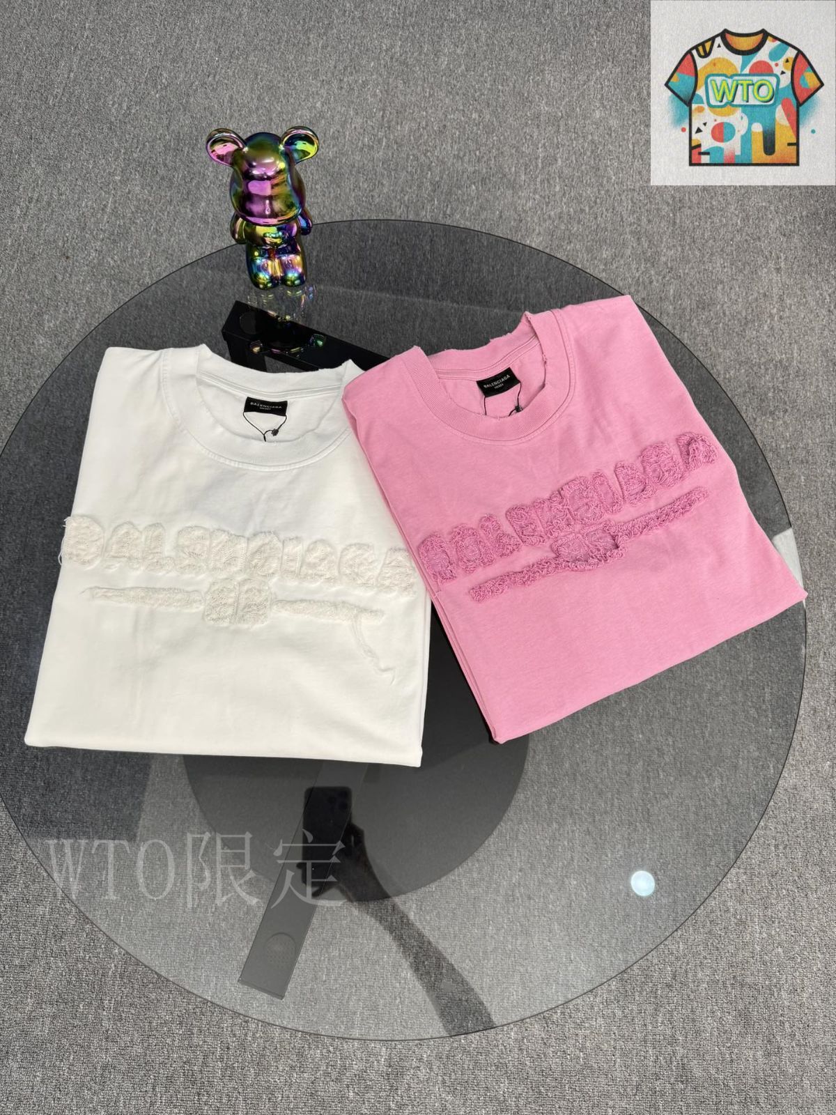 BALENCIAGA ロコ刺繍スキトッフ 801982TMVA5 1070 楽天市場】BALENCIAGA 2018AW Back Logo Embroidery S/S Shirt