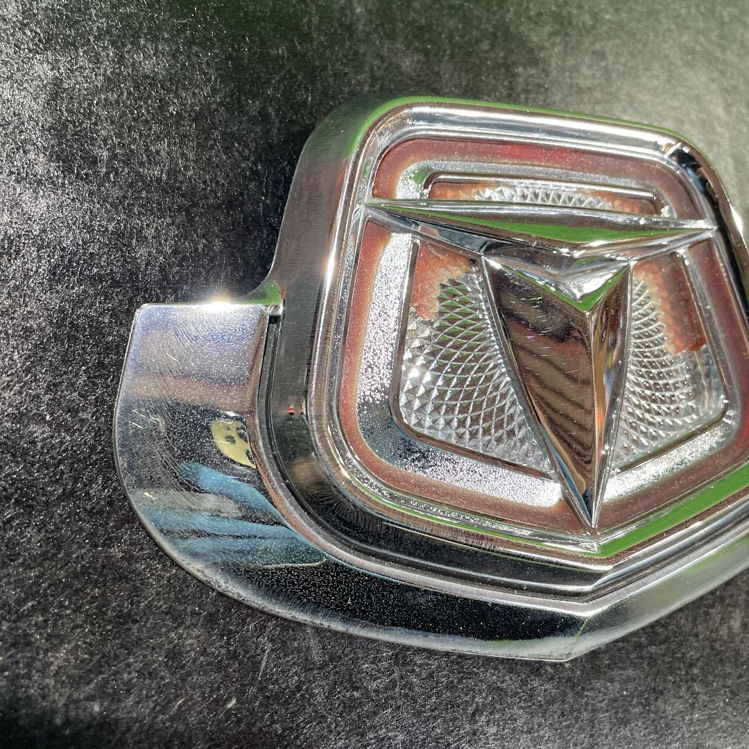 RH31V トヨタ ハイエース レトロ エンブレム