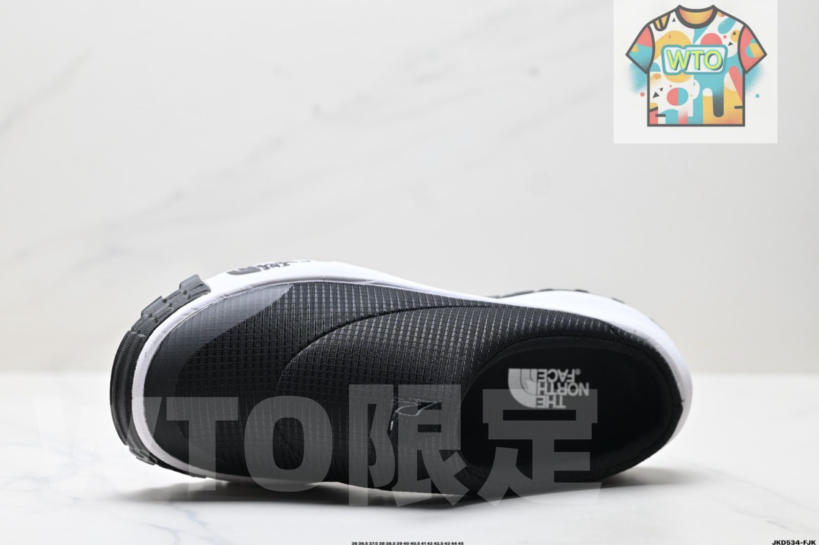 美品THE NORTH FACE ブラッククッション クッション】THE NORTH FACE F24 ザ・ノースフェイス ヌプシ