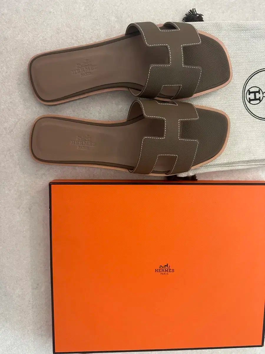 HERMES(エルメス) オラン エトープ 38 新品 - メルカリ HERMES(エルメス) オラン エトープ 38 新品 - メルカリ